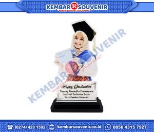 Plakat Sertifikat Universitas Kartini