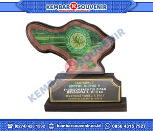 Piala Akrilik Pemerintah Kabupaten Administrasi Kepulauan Seribu