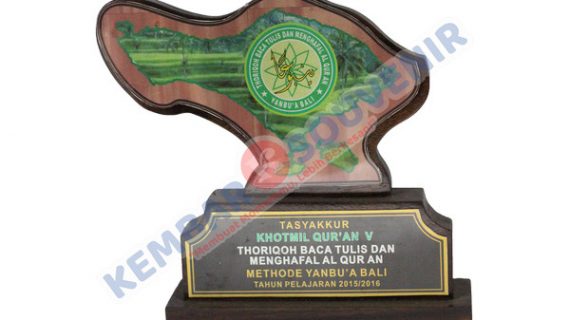 Piala Akrilik Murah Provinsi Sulawesi Barat