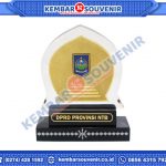 Contoh Trophy Akrilik Pemerintah Kabupaten Banyumas