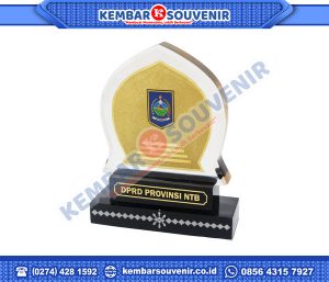 Model Piala Akrilik PT BANK JASA JAKARTA