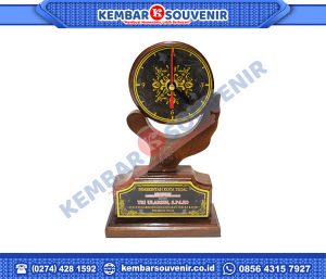 Model Piala Akrilik PT Timah Tbk.