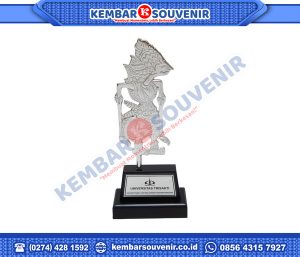 Contoh Piala Dari Akrilik Kabupaten Purbalingga