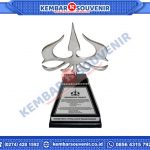 Contoh Trophy Akrilik Pemerintah Kabupaten Kendal