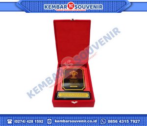 Plakat Piala Trophy PT Pindad (Persero)